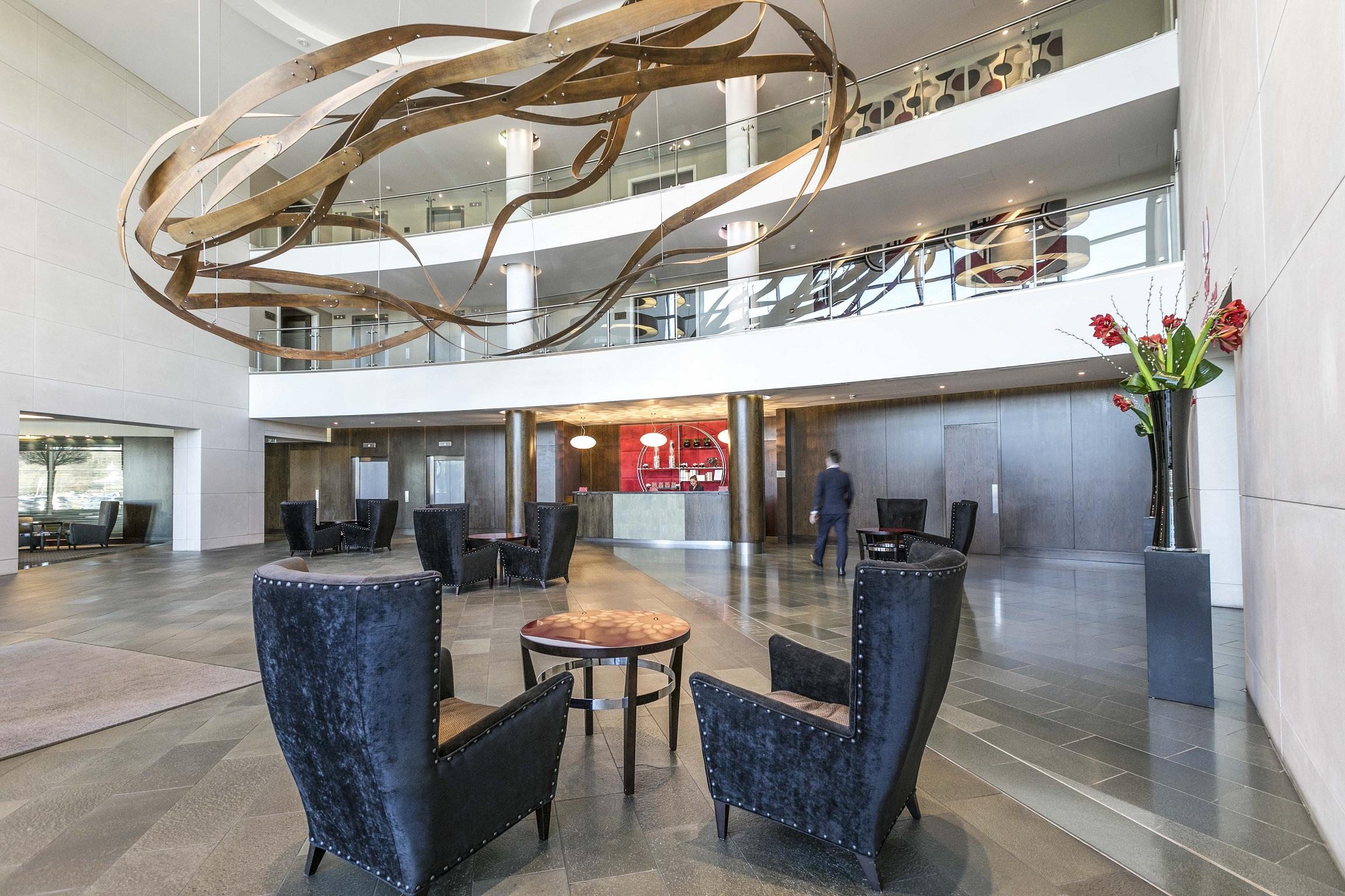 Brooklands Hotel & Spa Weybridge Esterno foto