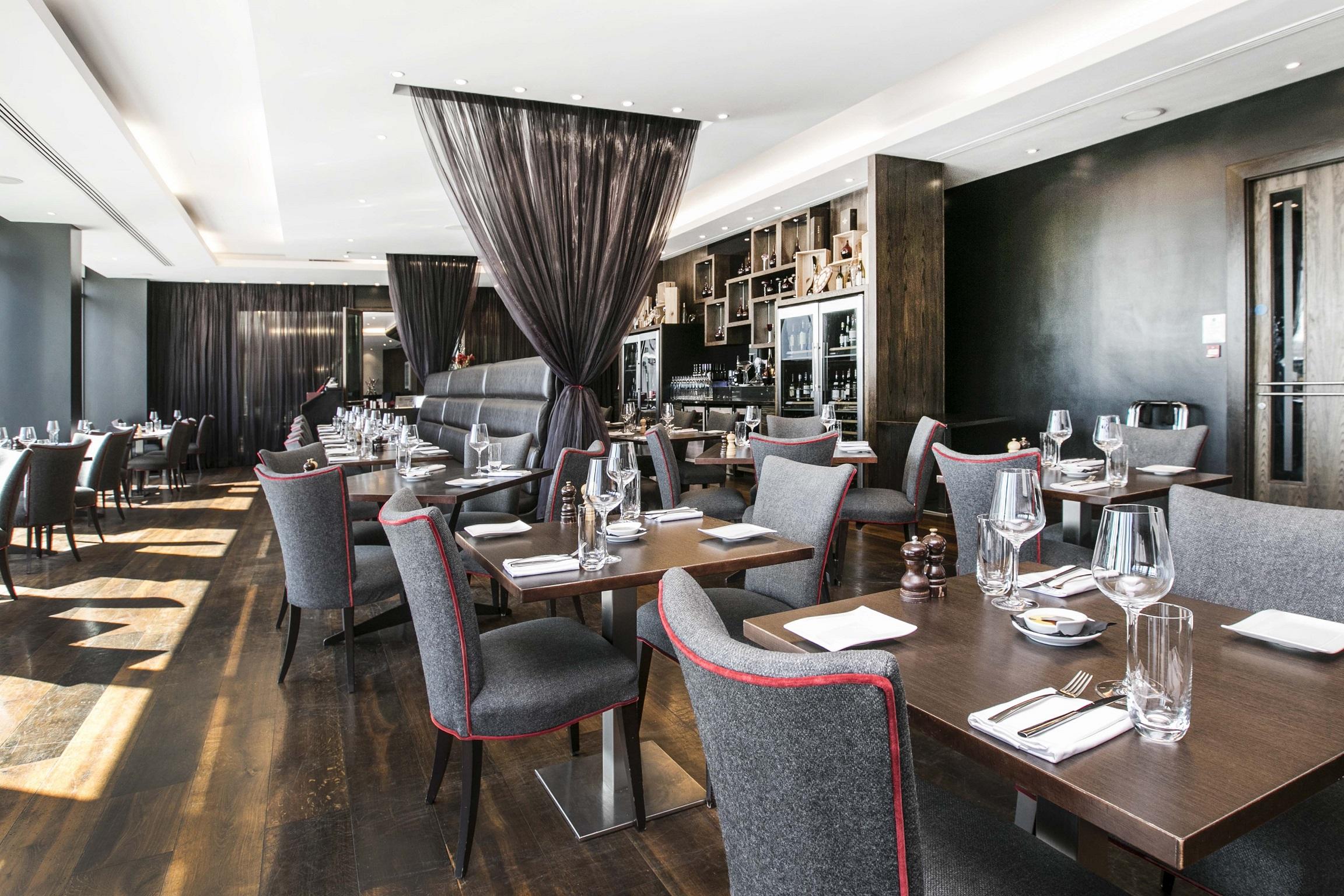 Brooklands Hotel & Spa Weybridge Esterno foto